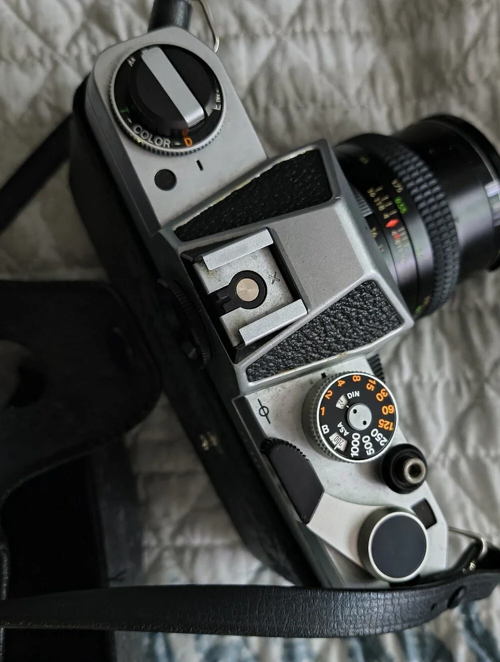 Chinon CS Silver and Black 35mm SLR Camera with Case w/55mm Lens
